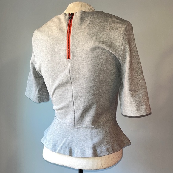 Club Monaco Short Sleeve Grey Peplum Top - Picture 3 of 14